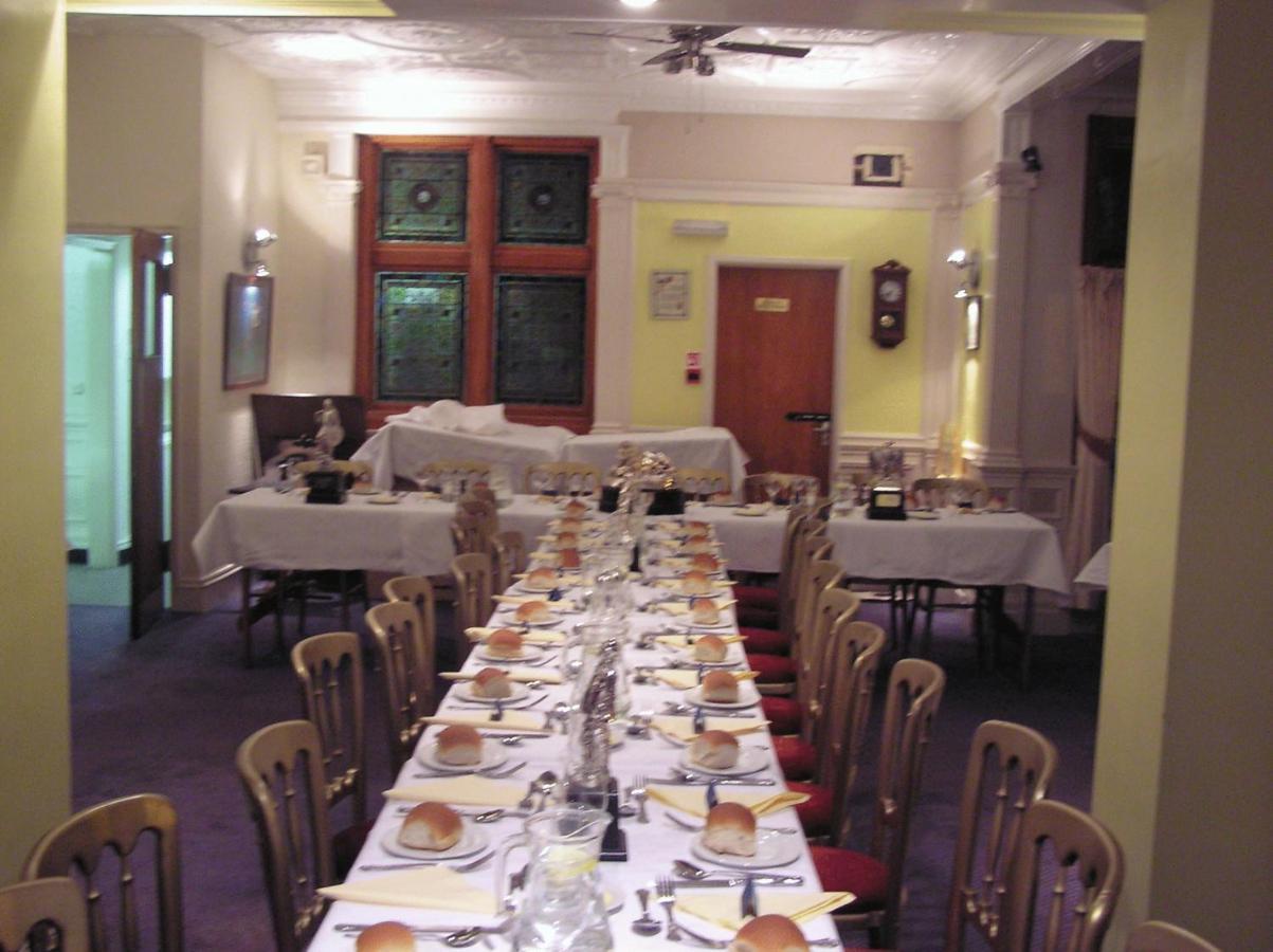 Cadogan Hotel Newmarket  Esterno foto