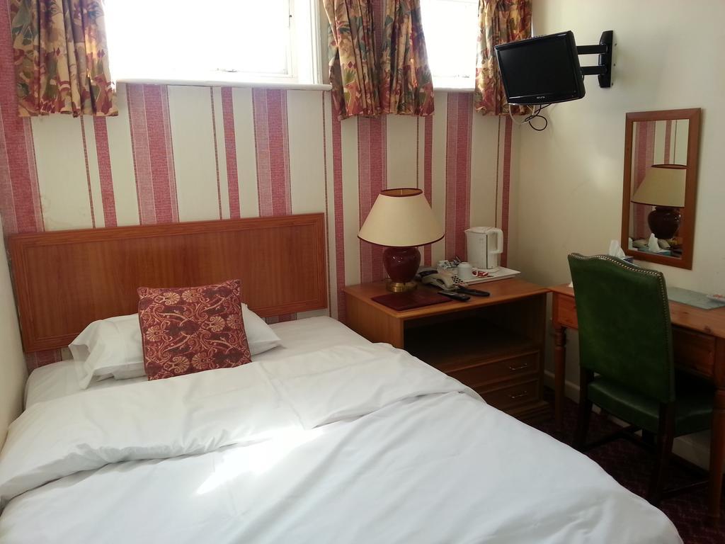 Cadogan Hotel Newmarket  Esterno foto