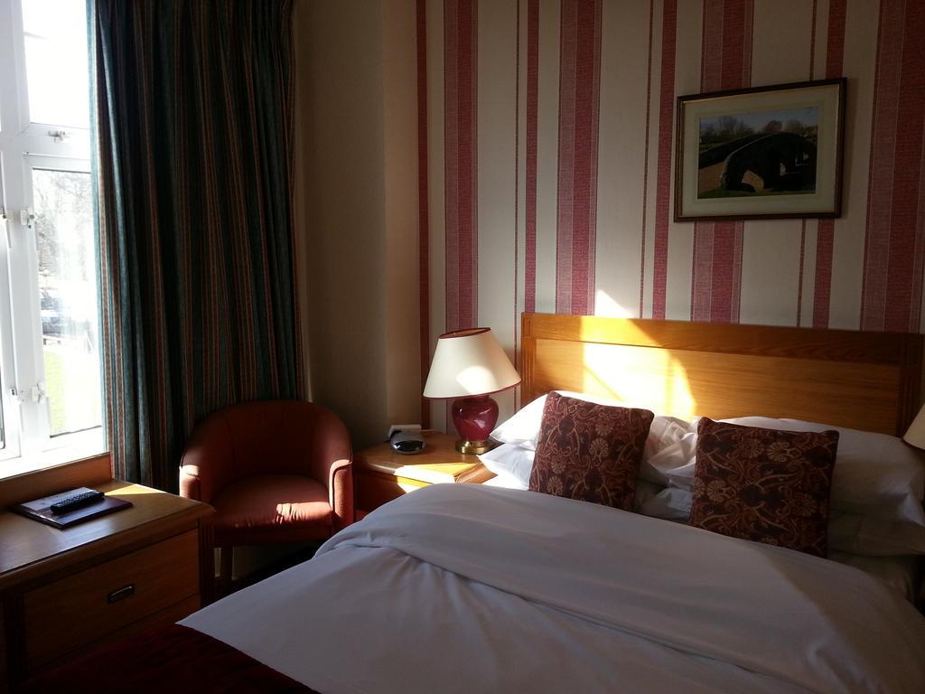 Cadogan Hotel Newmarket  Esterno foto